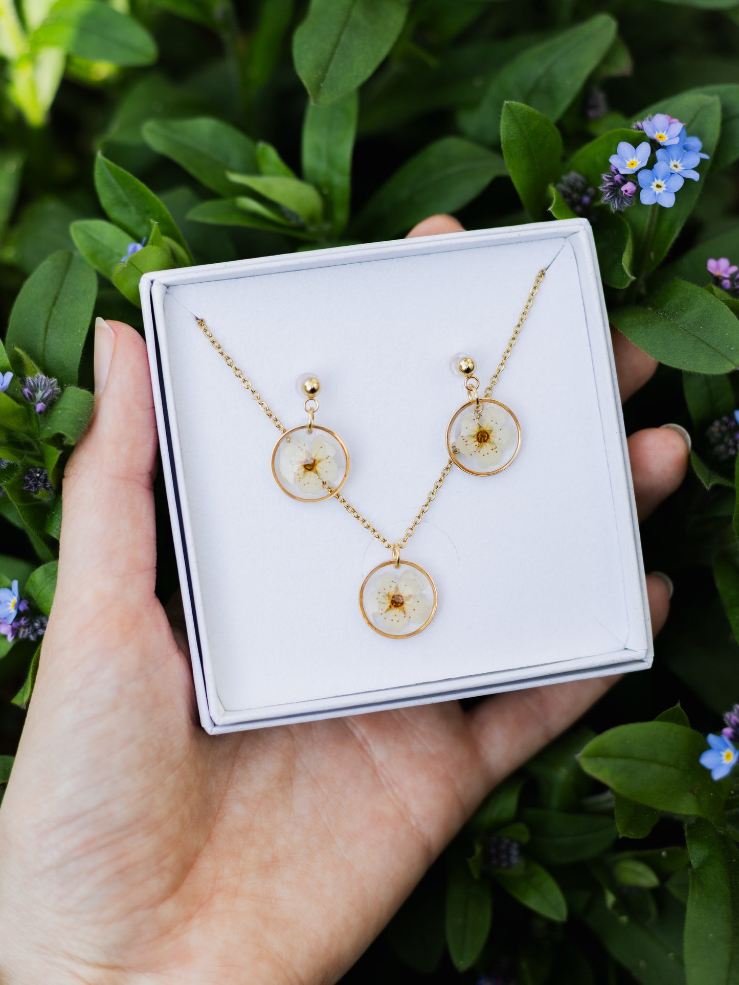 Schmuckset mit Spiere - Weiß