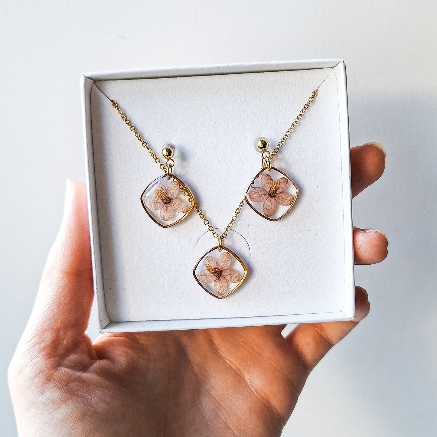 Schmuckset mit Melliodendron