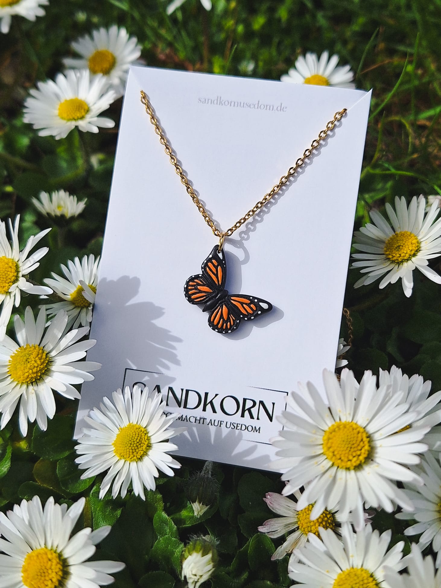 Halskette mit handbemaltem Schmetterling | Handgemachter Fimo-Schmuck