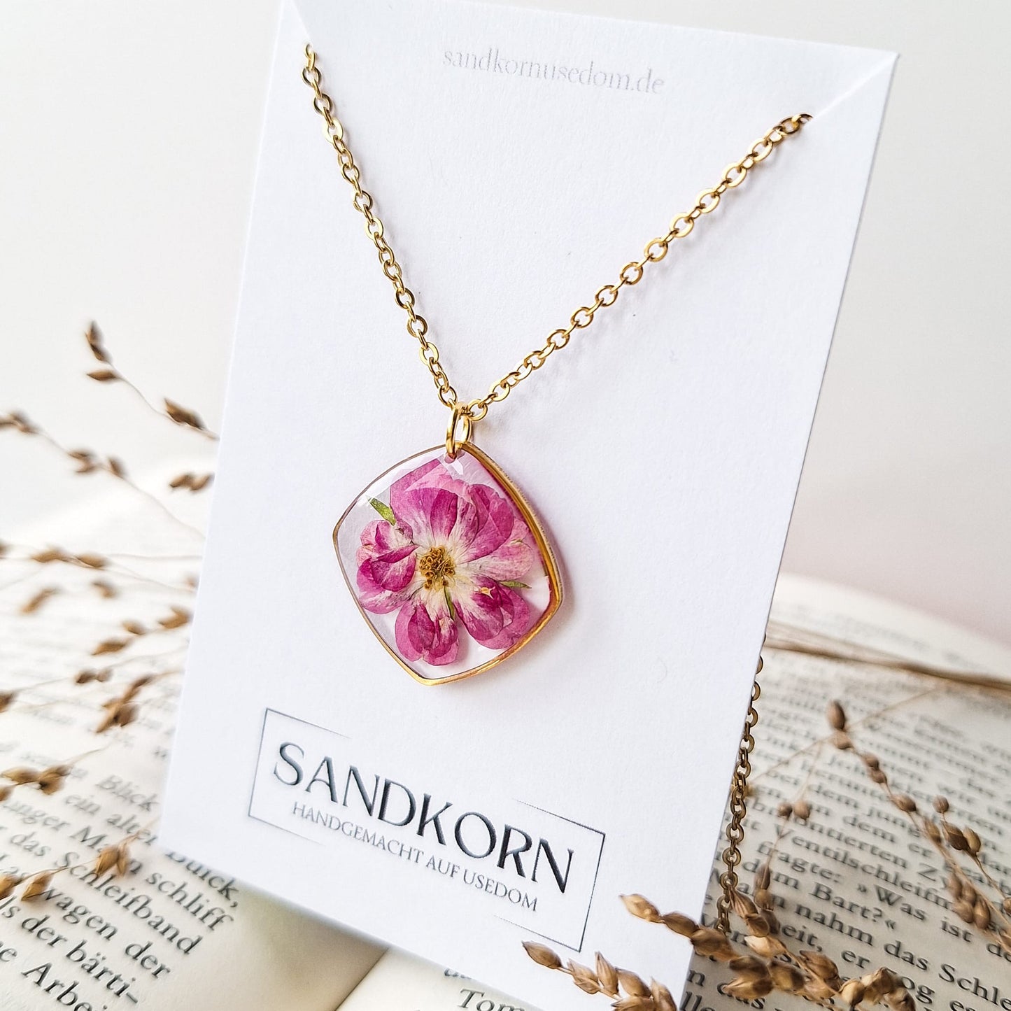 Kette mit Rose