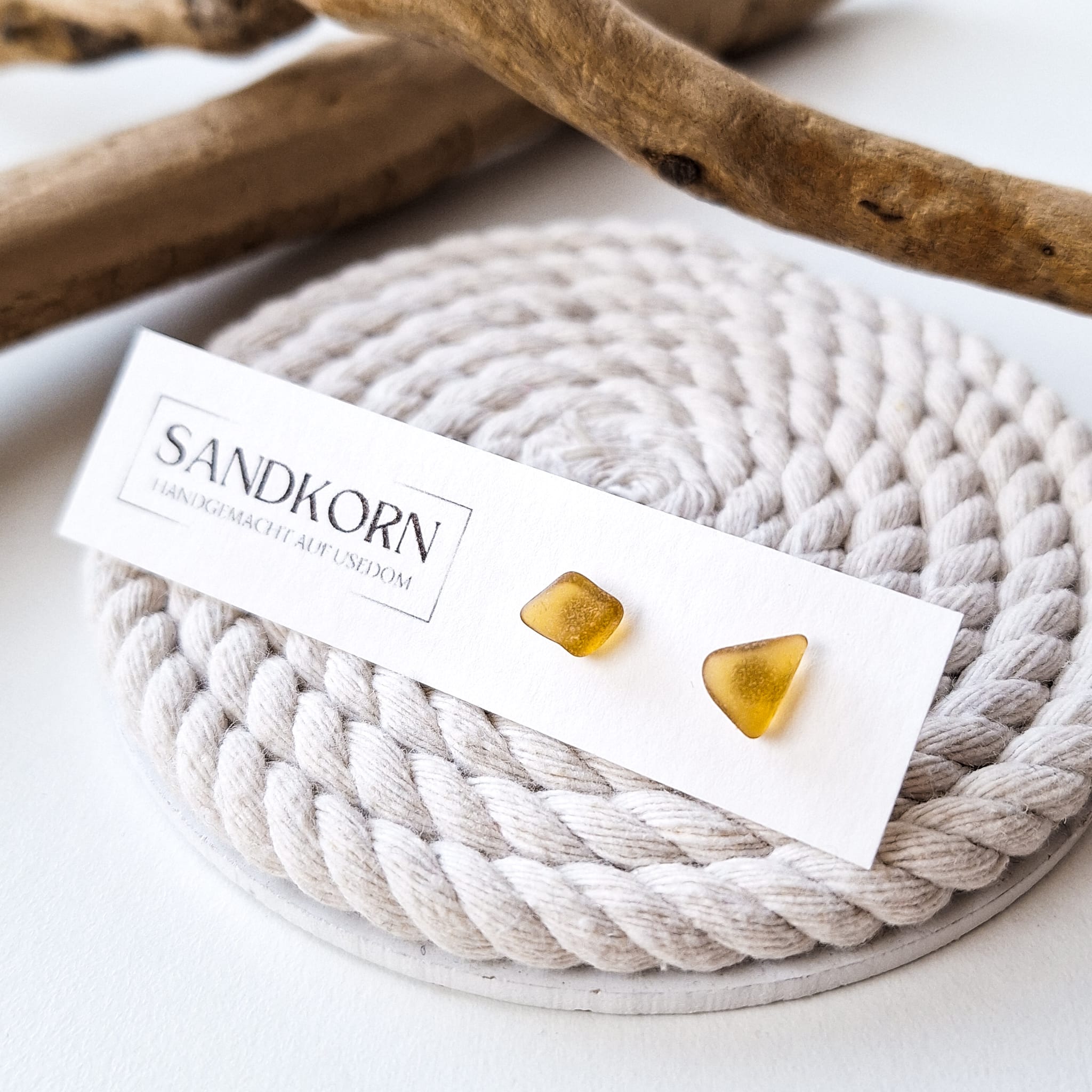 Seeglas-Stecker - Honig - SANDKORN Usedom 