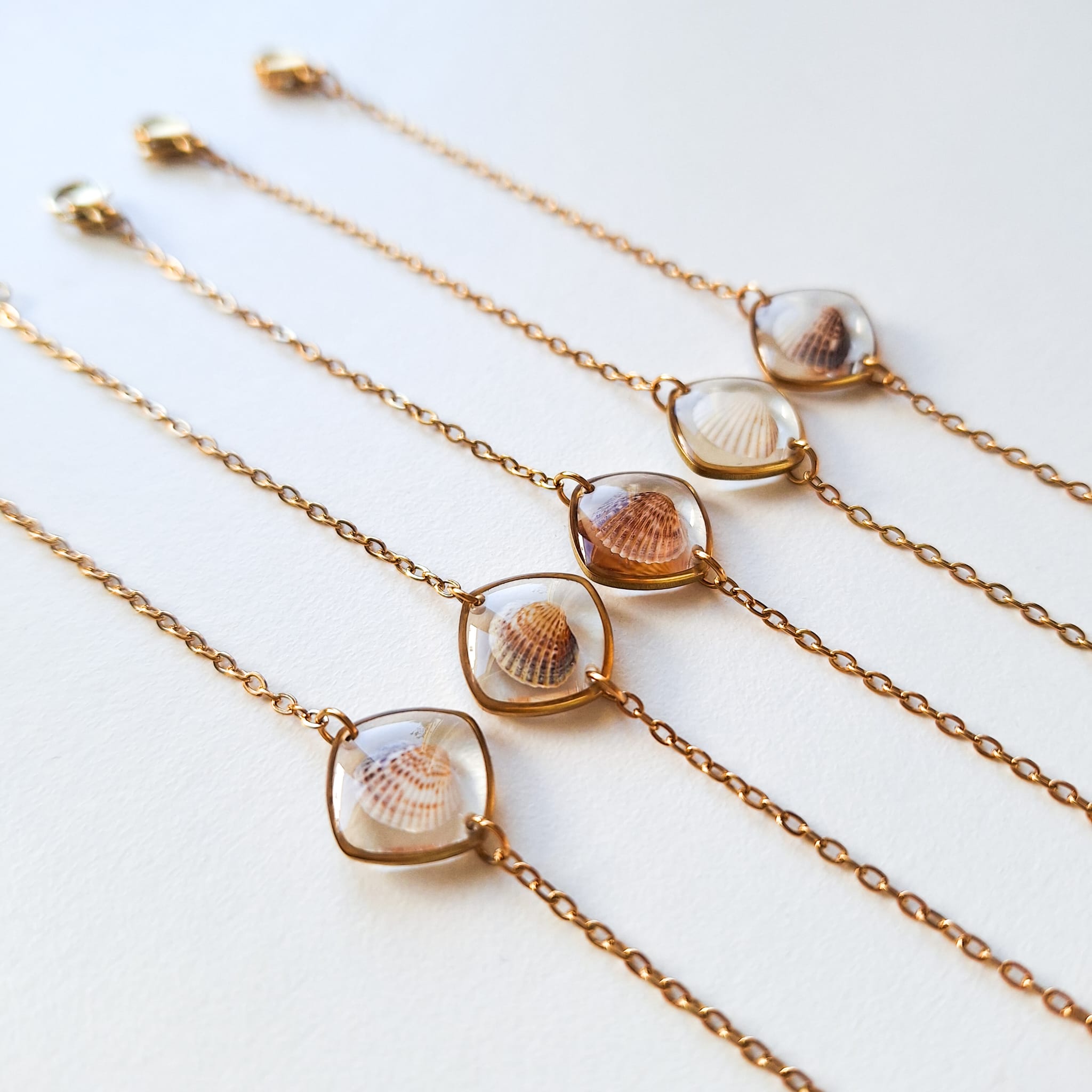 Armband mit Herzmuschel - Gold