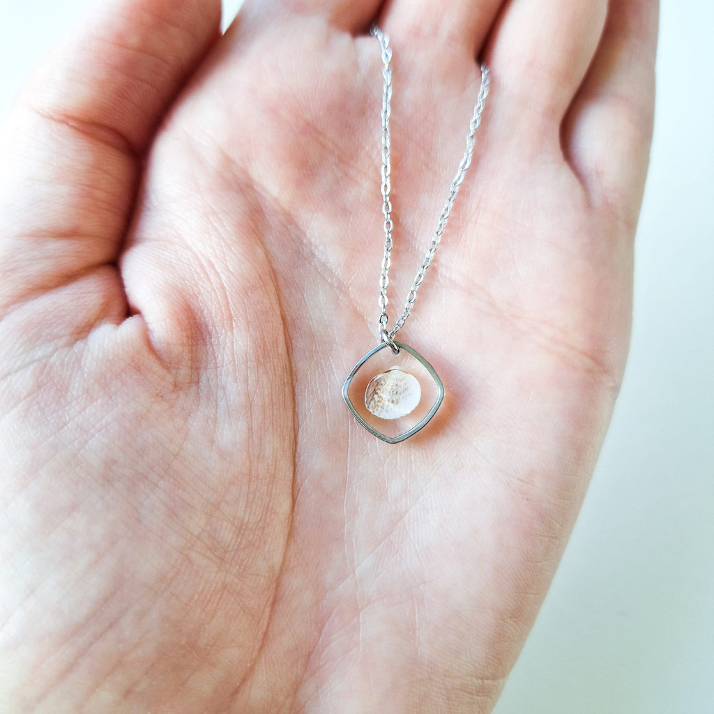 Halskette mit Herzmuschel - Silber