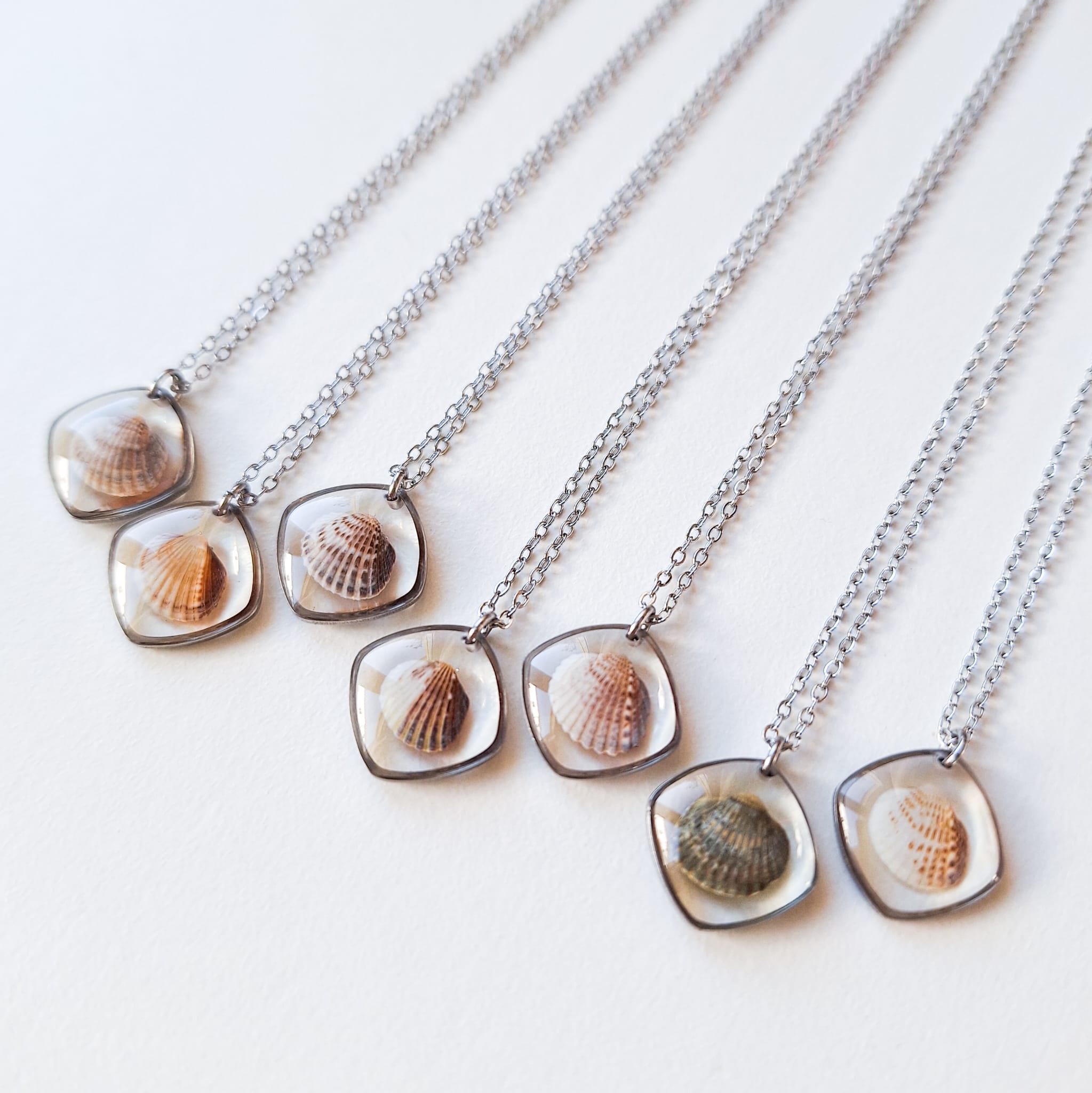 Halsketten mit echten Muscheln aus der Ostsee | Usedom Schmuck