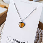 Herz-Halskette mit Strandsand und Bernstein