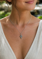 Dezente Halskette mit Kreuz und echten Blüten | Schmuck mit Pflanzen | Sandkorn Usedom | Gebetskette mit Pflanzen | Edelstahl Halskette Kreuz | Gothic Schmuck | Christlicher Schmuck