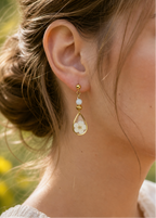 Ohrringe mit echten Blüten und Edelsteinperlen | Usedom Schmuck | Nickelfreie Ohrringe | Allergiefreundlicher Schmuck | Chirurgenstahl Ohrringe | Pflanzenschmuck