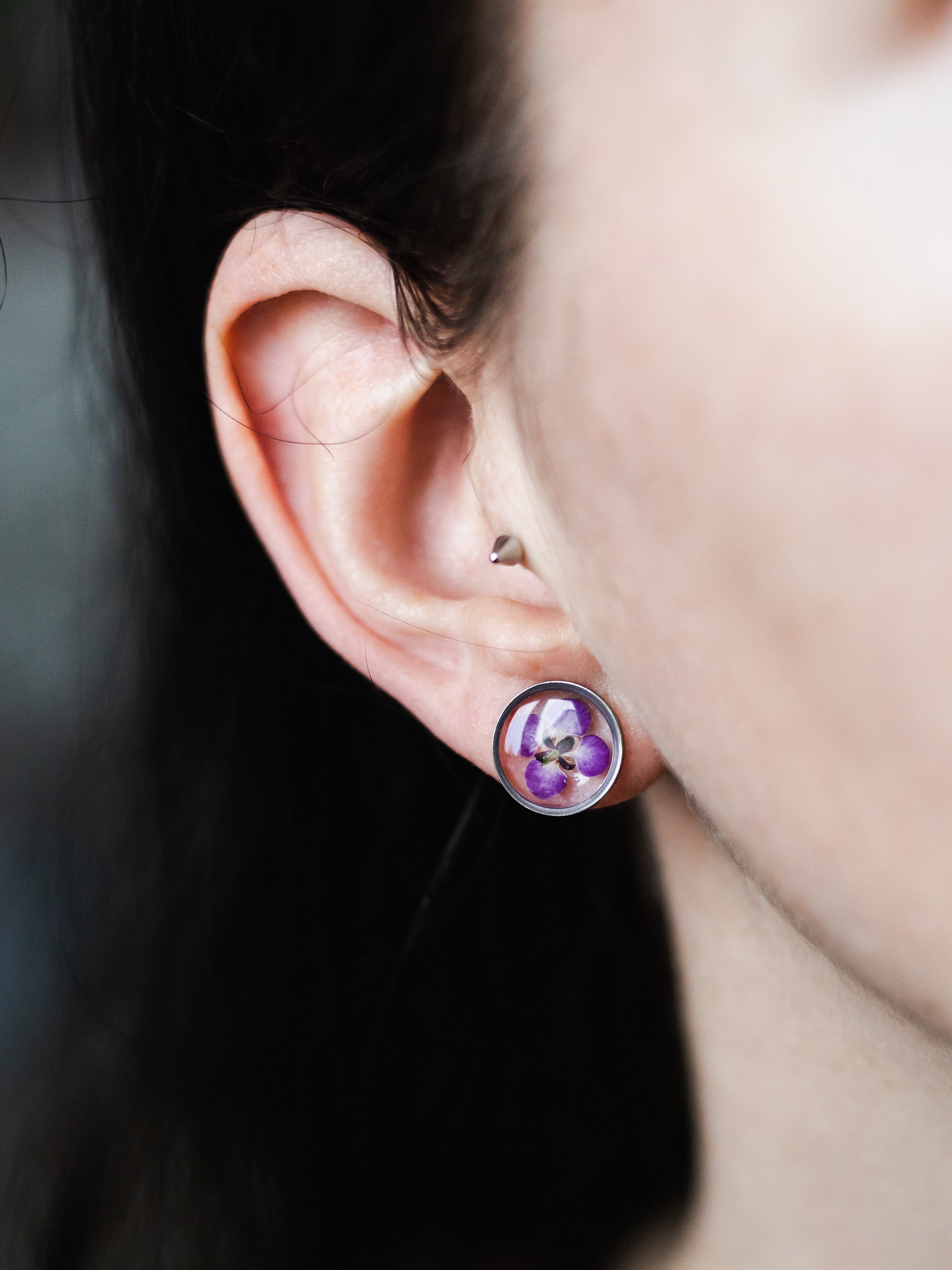 Ohrstecker mit Duftsteinrich