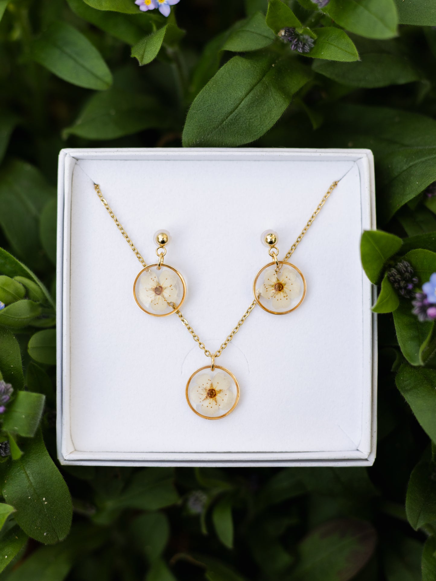 Schmuckset mit Spiere - Weiß