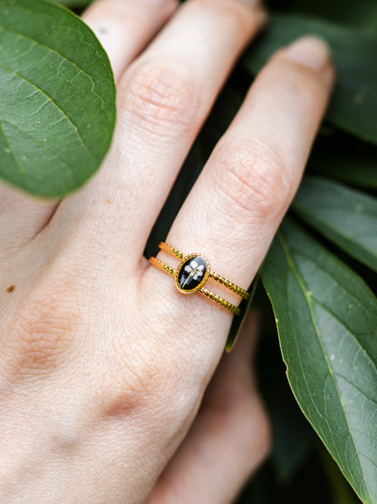 Ring mit Wilder Möhre