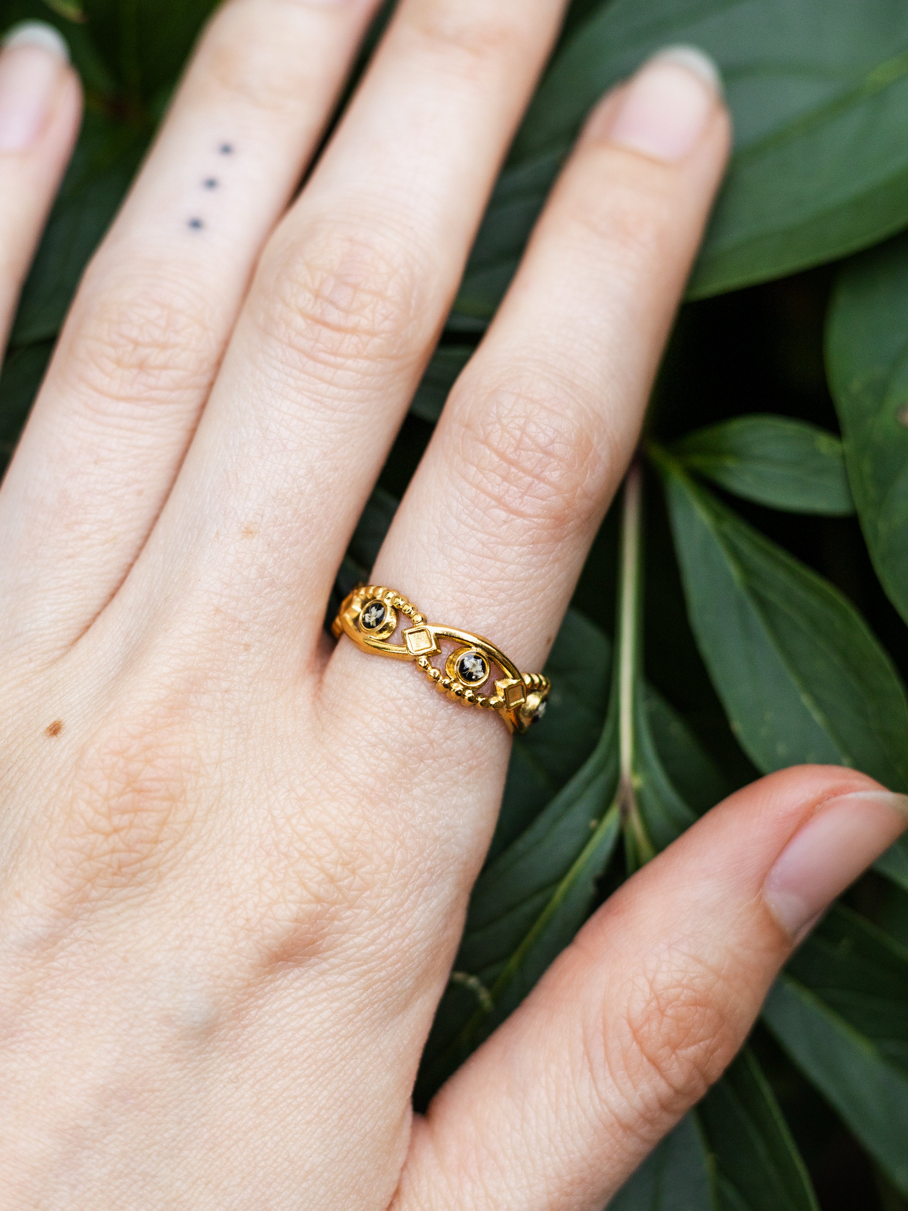 Ring mit Wilder Möhre