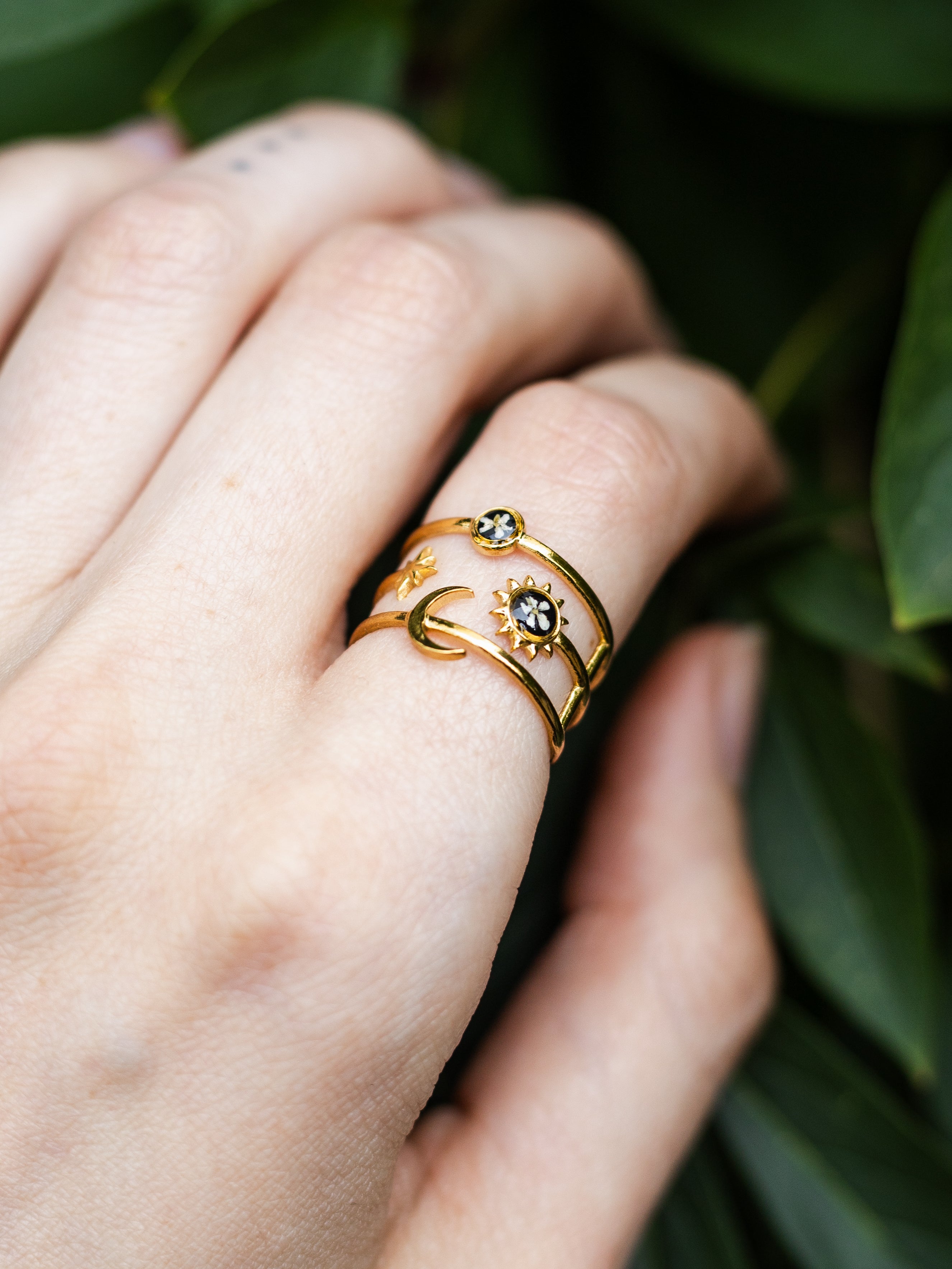 Ring mit Wilder Möhre - Gold