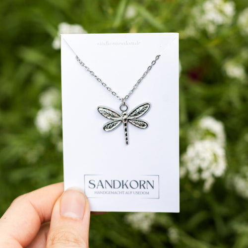 Necklace with dragonfly