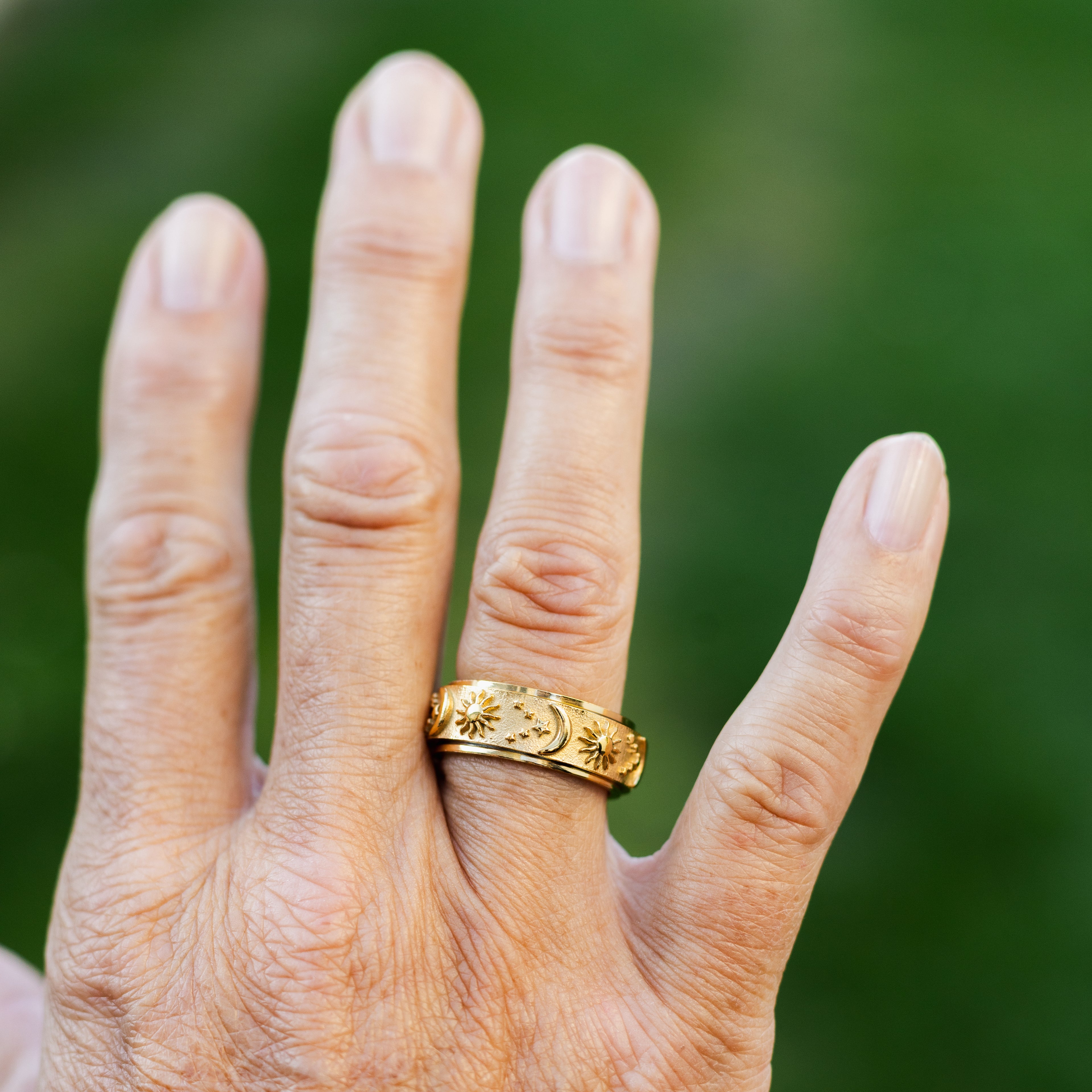 Drehbarer Ring bei Stress, ADHS und innerer Unruhe