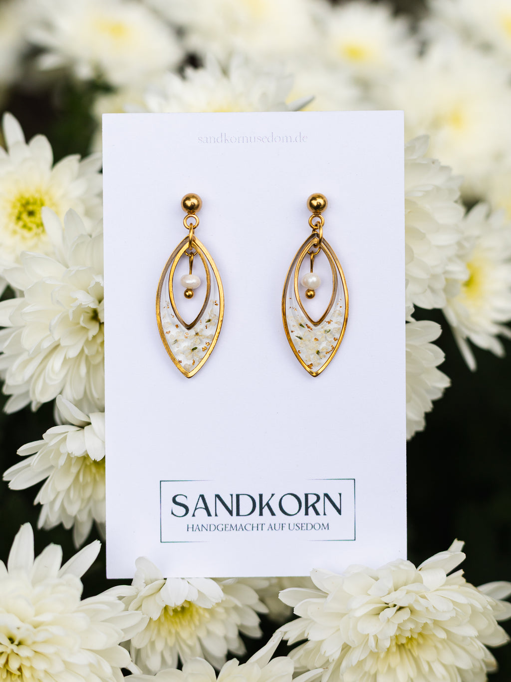 Ohrringe mit Wilder Möhre und Süßwasserperle