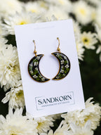 Mond-Ohrringe mit Wilder Möhre und Bubikopf