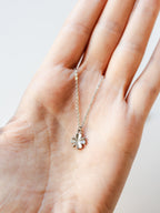 Halskette mit Kleeblatt