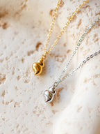 Halskette mit Muschel