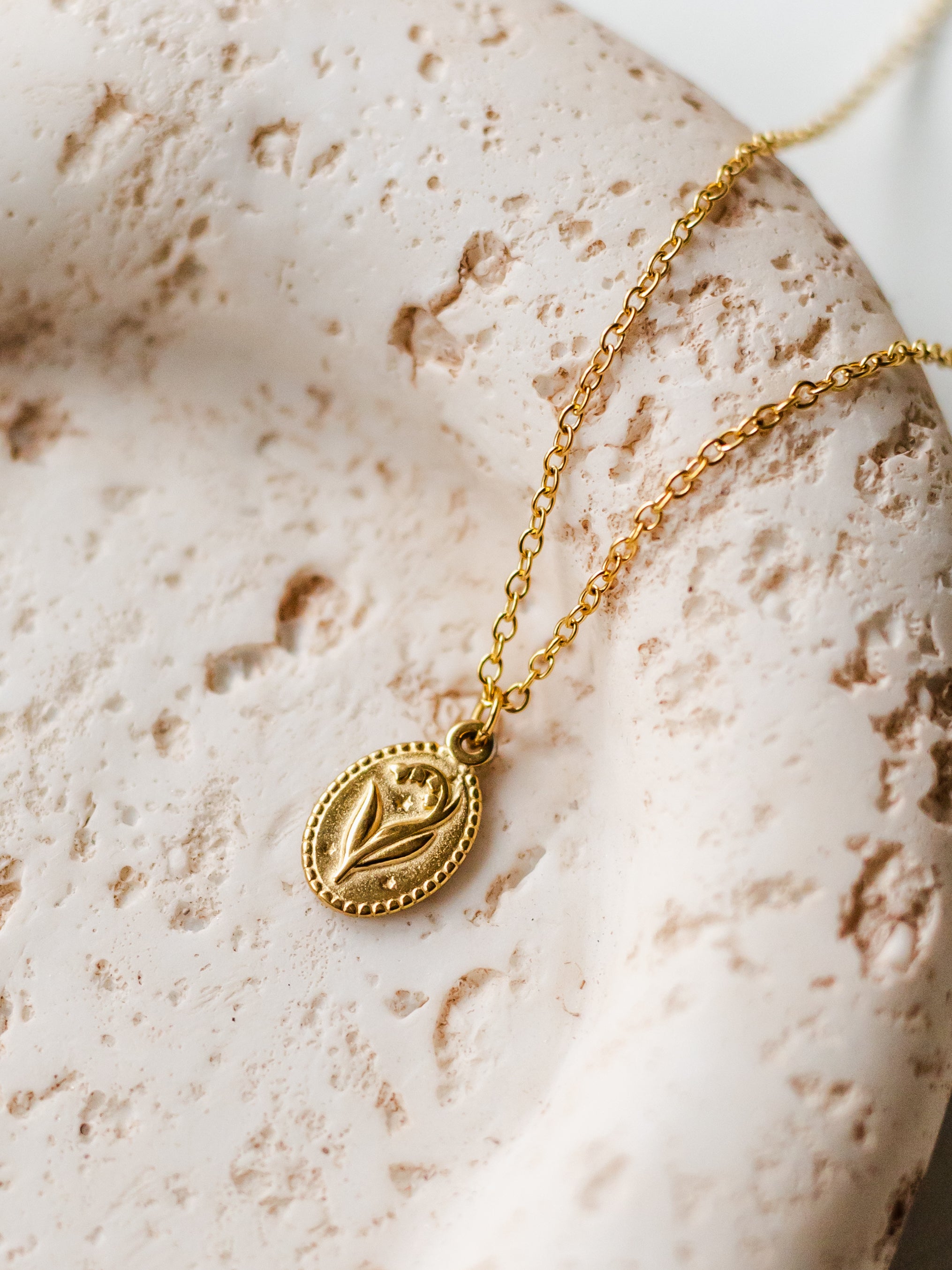 Halskette mit Maiglöckchen