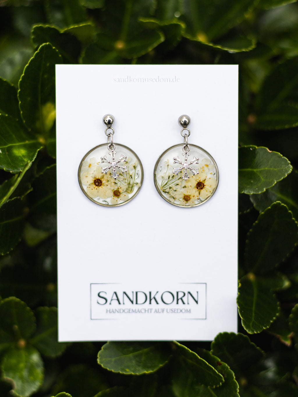 Ohrringe mit Spiere, Wilder Möhre und Schneeflocke