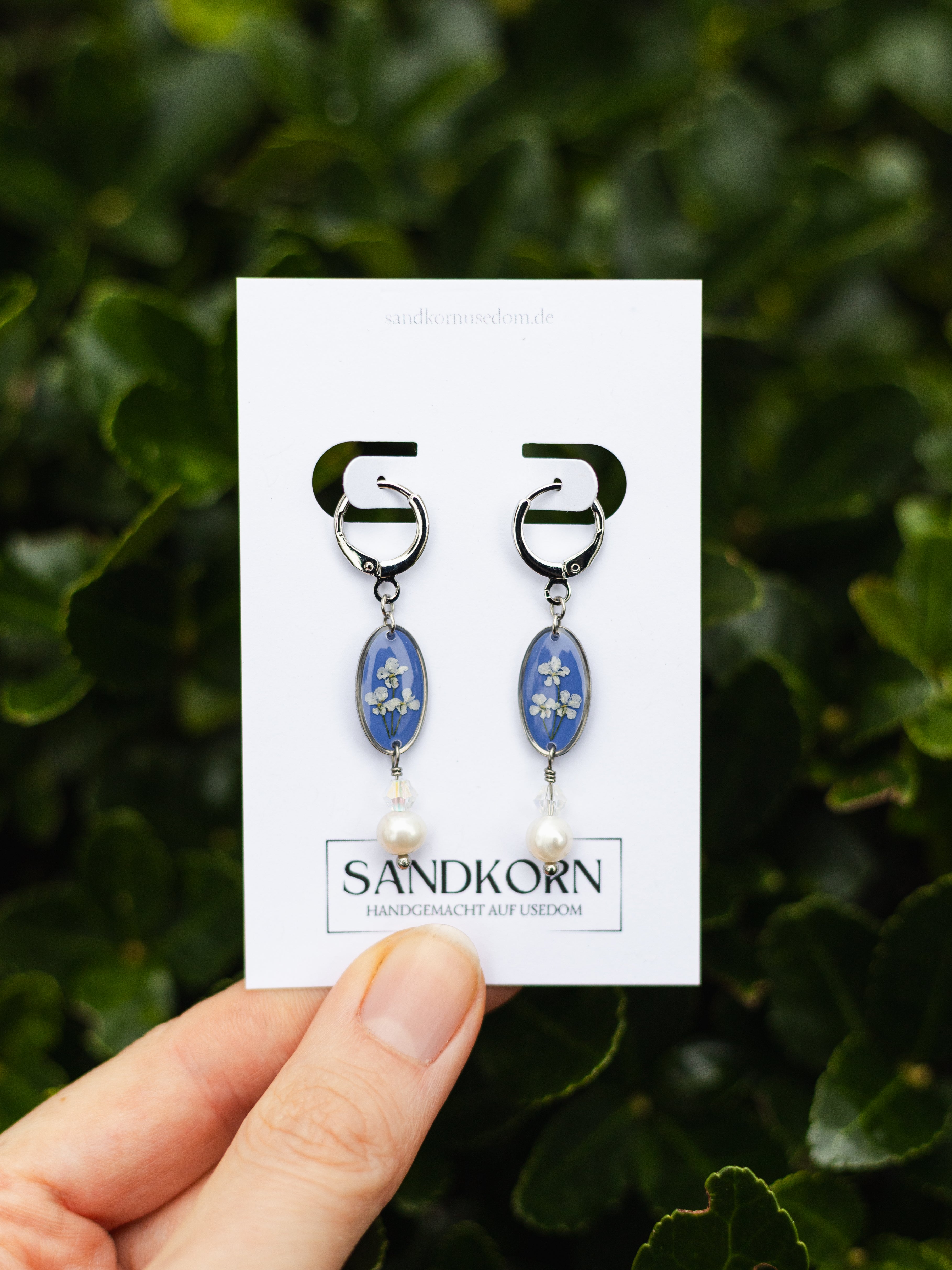 Ohrringe mit Wilder Möhre und Süßwasserperlen