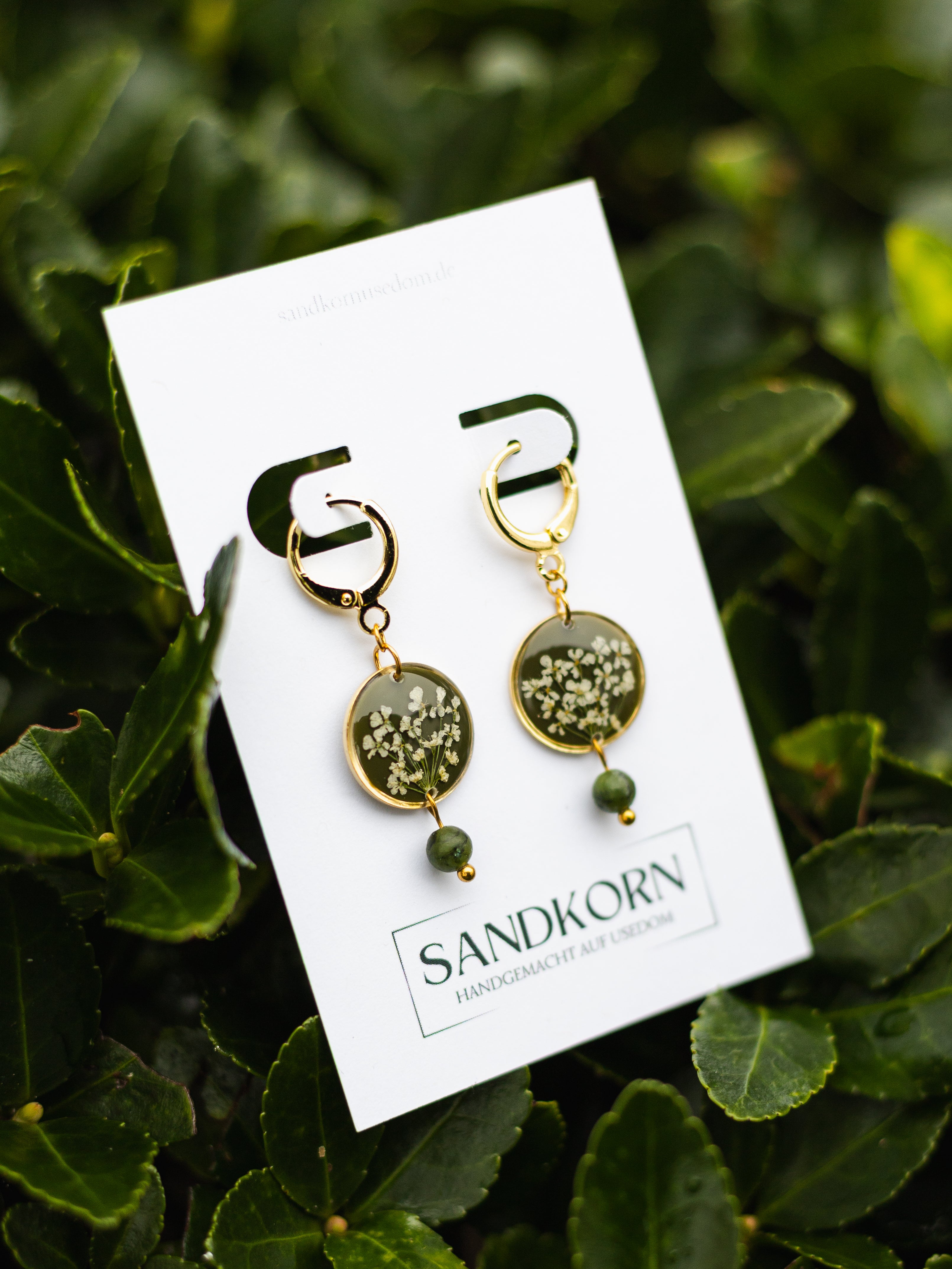 Ohrringe mit Wilder Möhre und Jade