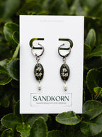 Schwarze Ohrringe mit echten Blüten und Süßwasserperlen | Usedom Schmuck | Naturschmuck | Ohrringe mit Blumen