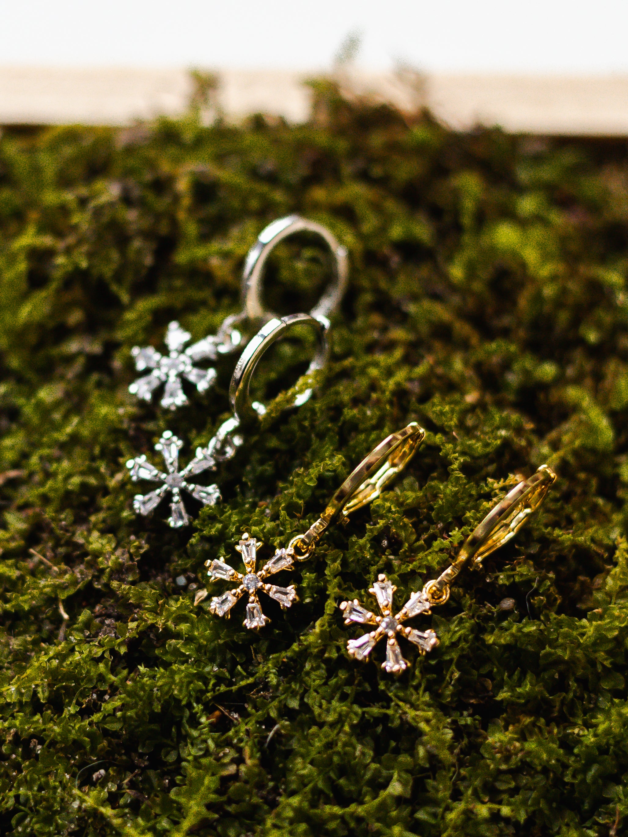 Ohrringe mit Schneeflocke