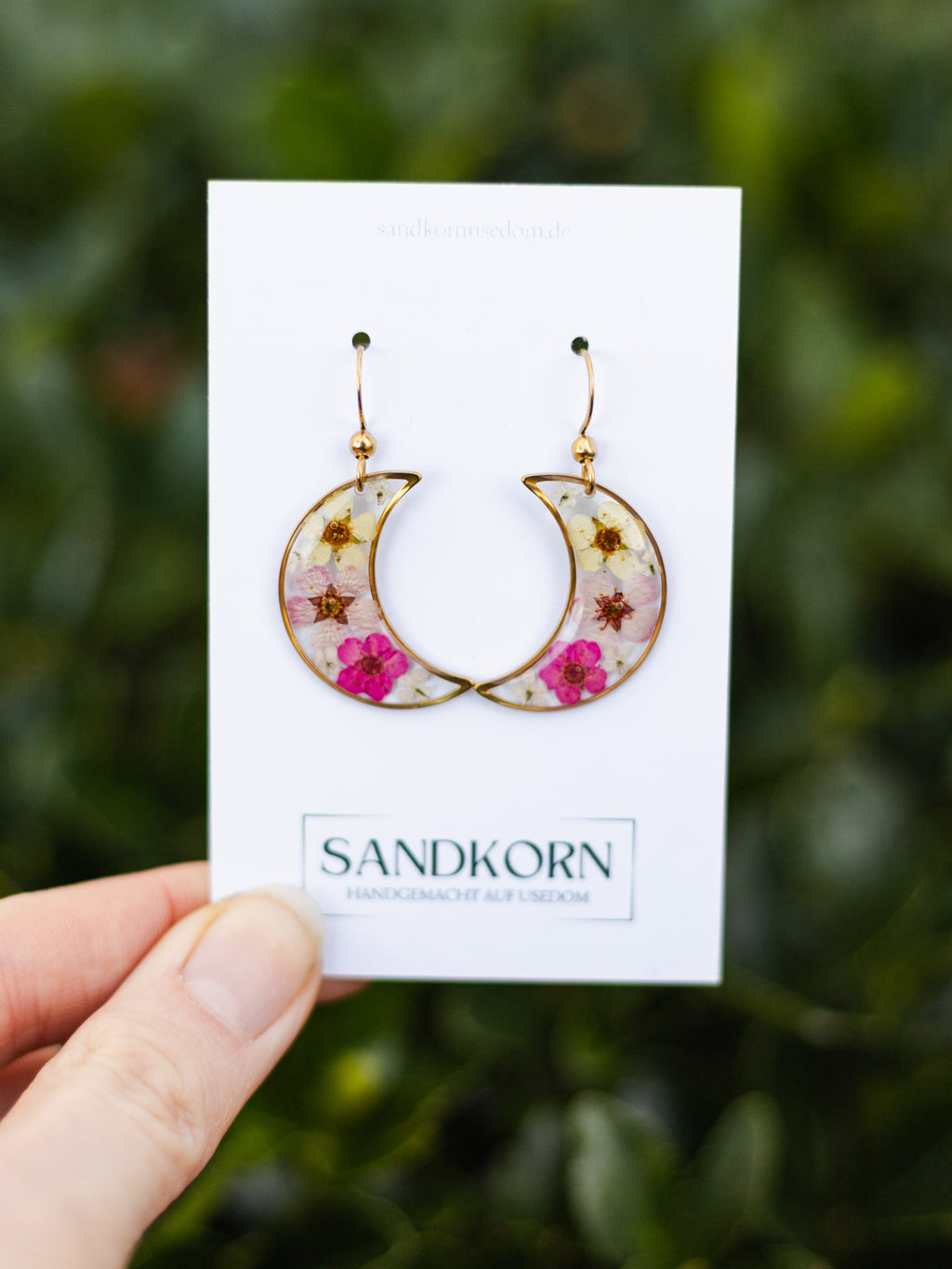 Kolczyki księżycowe z tawułą i dziką marchewką