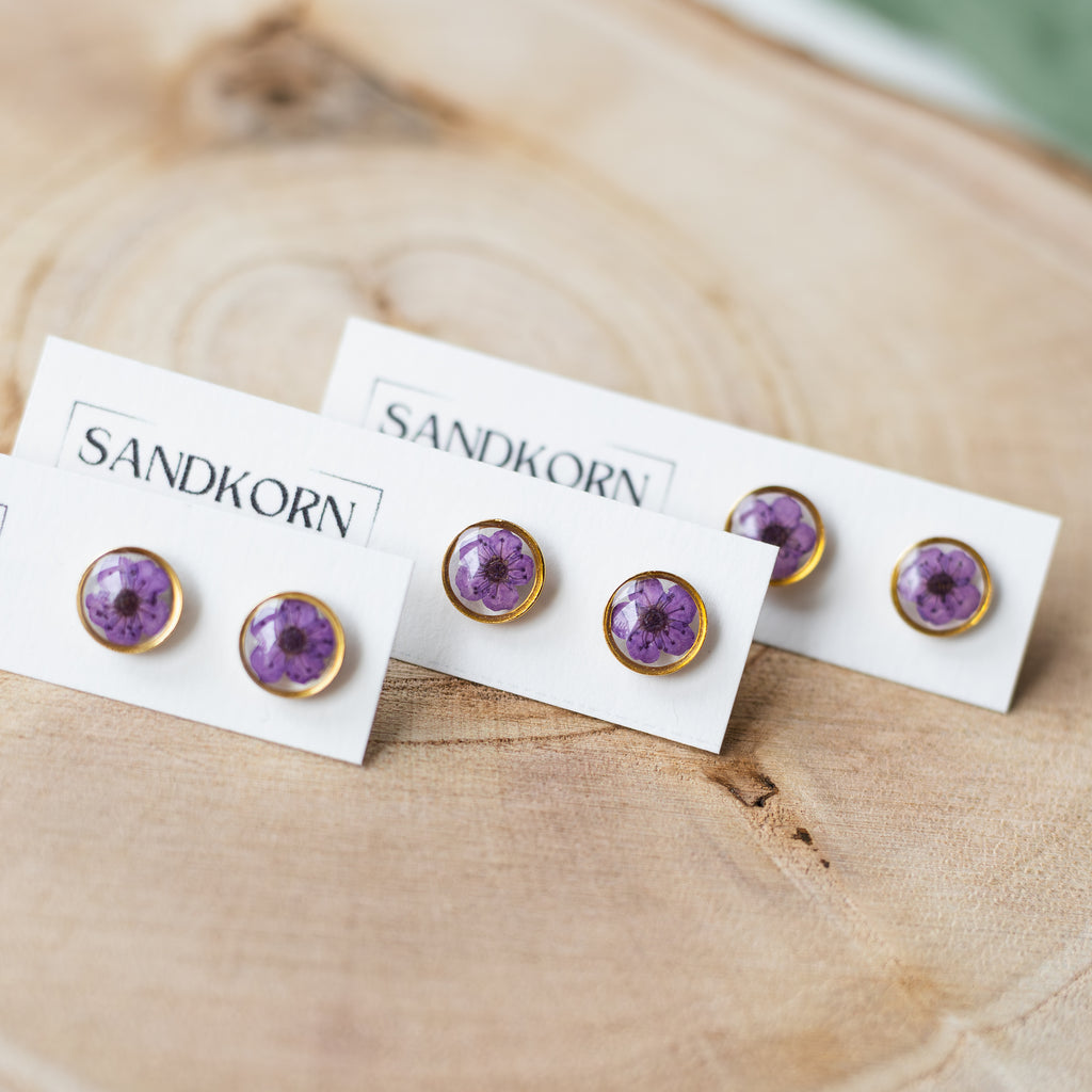 Miniaturowe kolczyki z dziką marchewką