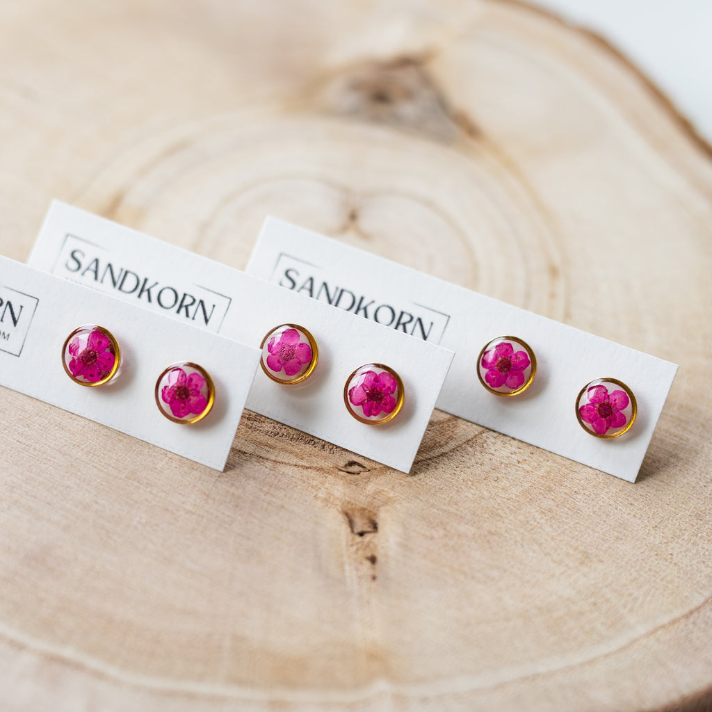 Miniaturowe kolczyki z dziką marchewką