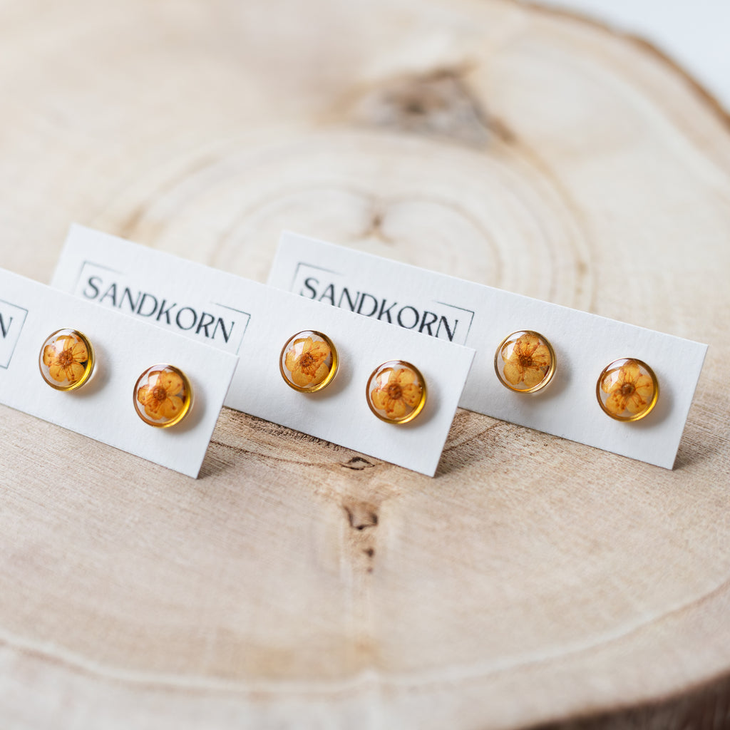 Miniaturowe kolczyki z dziką marchewką