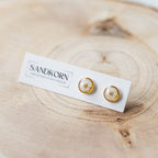 Miniaturowe kolczyki z dziką marchewką