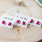 Miniaturowe kolczyki z dziką marchewką