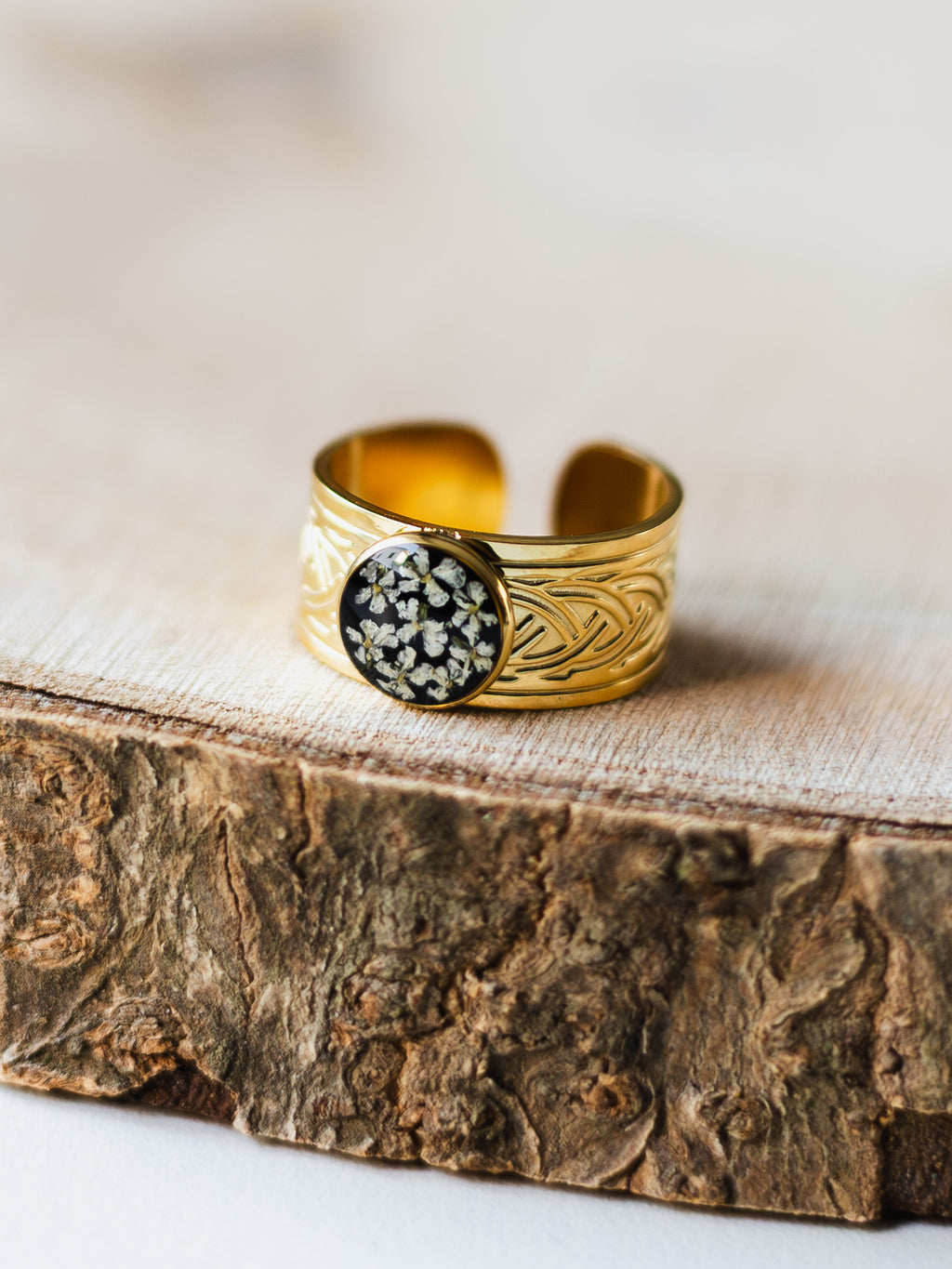 Ring mit Wilder Möhre