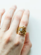 Ring with wild carrot - gold