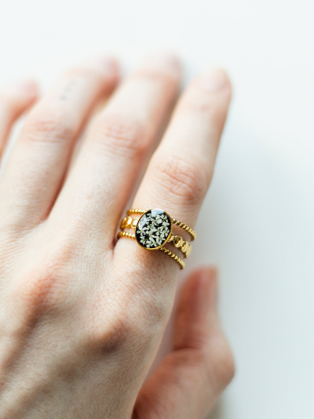 Ring mit Wilder Möhre