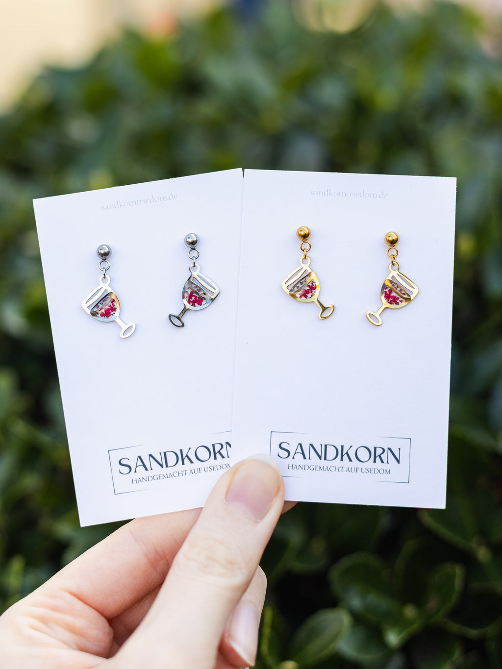 Ohrringe mit Weingläsern und Wilder Möhre - SANDKORN Usedom 