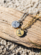 Dezente Halskette mit der Insel Usedom "Mini" | Usedom Schmuck | Heringsdorf Schmuck | Halskette Ostsee | Schmuck Ostsee | Souvenir Usedom | Sandkorn Usedom