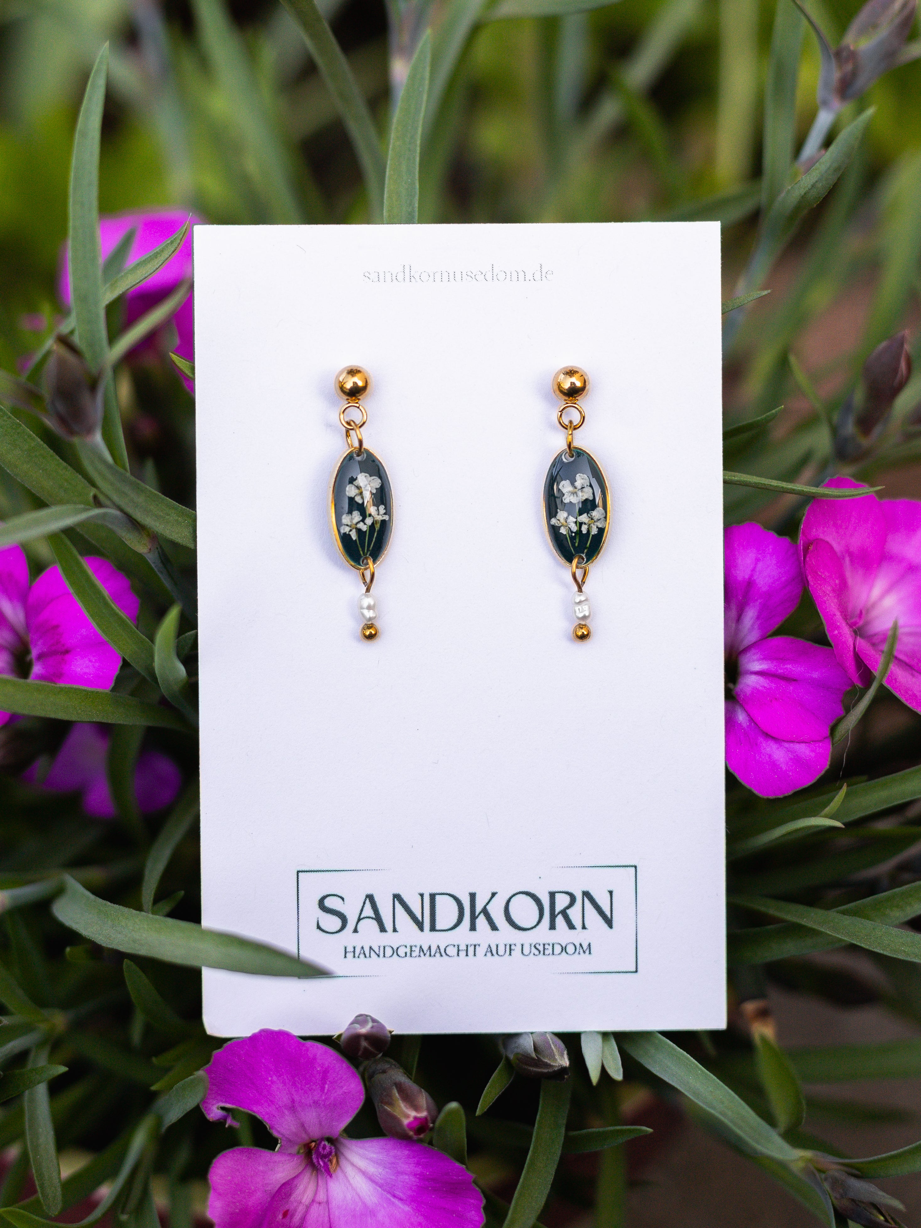 Ohrringe mit Wilder Möhre und Süßwasserperlen