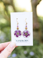 Ohrringe mit echten Blüten und Turmalinperlen - SANDKORN Usedom | Naturschmuck | Schmuck mit Pflanzen | Allergiefreundliche Ohrringe | Chirurgenstahl Ohrringe