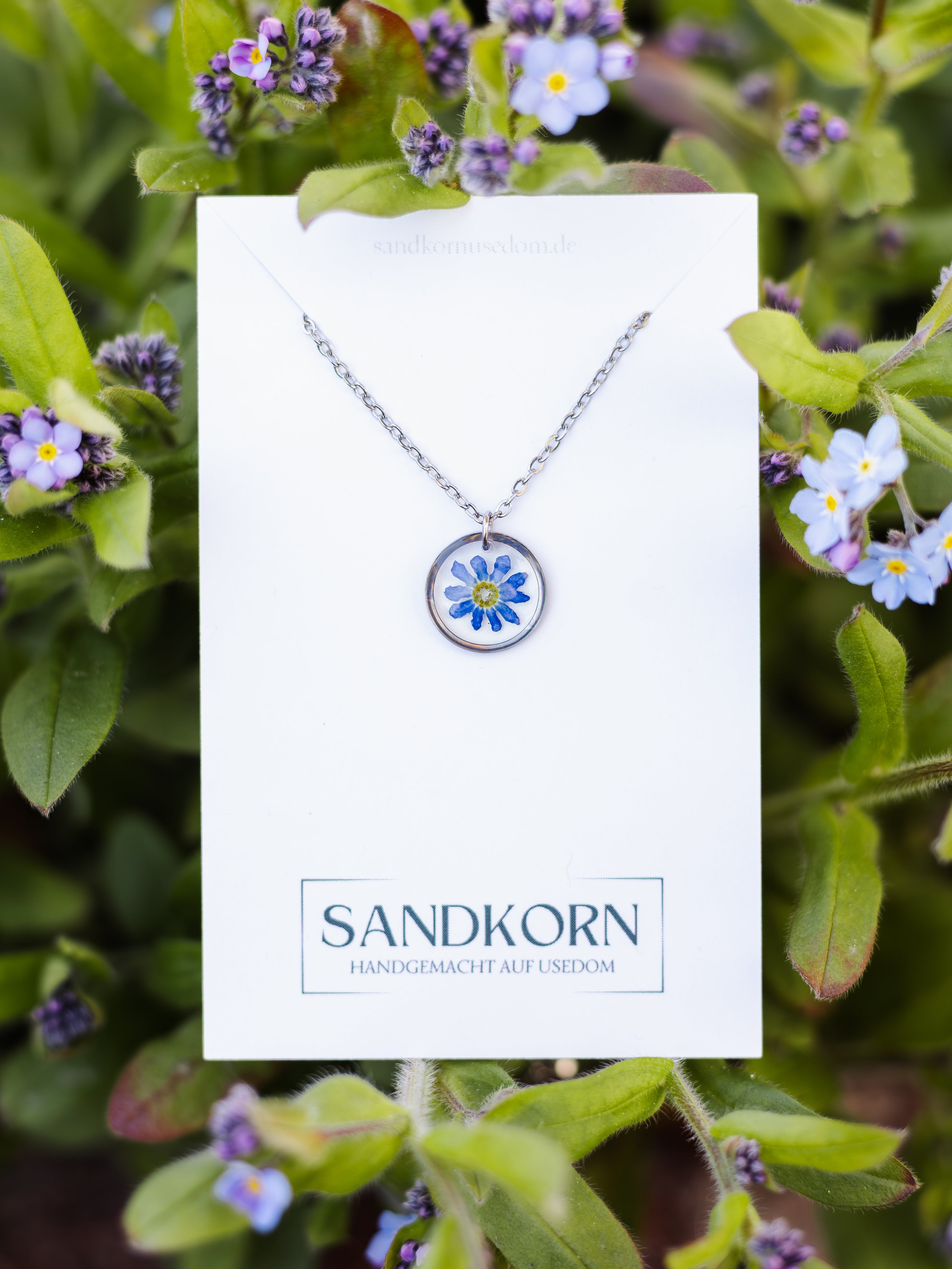 Halskette mit Vergissmeinnicht