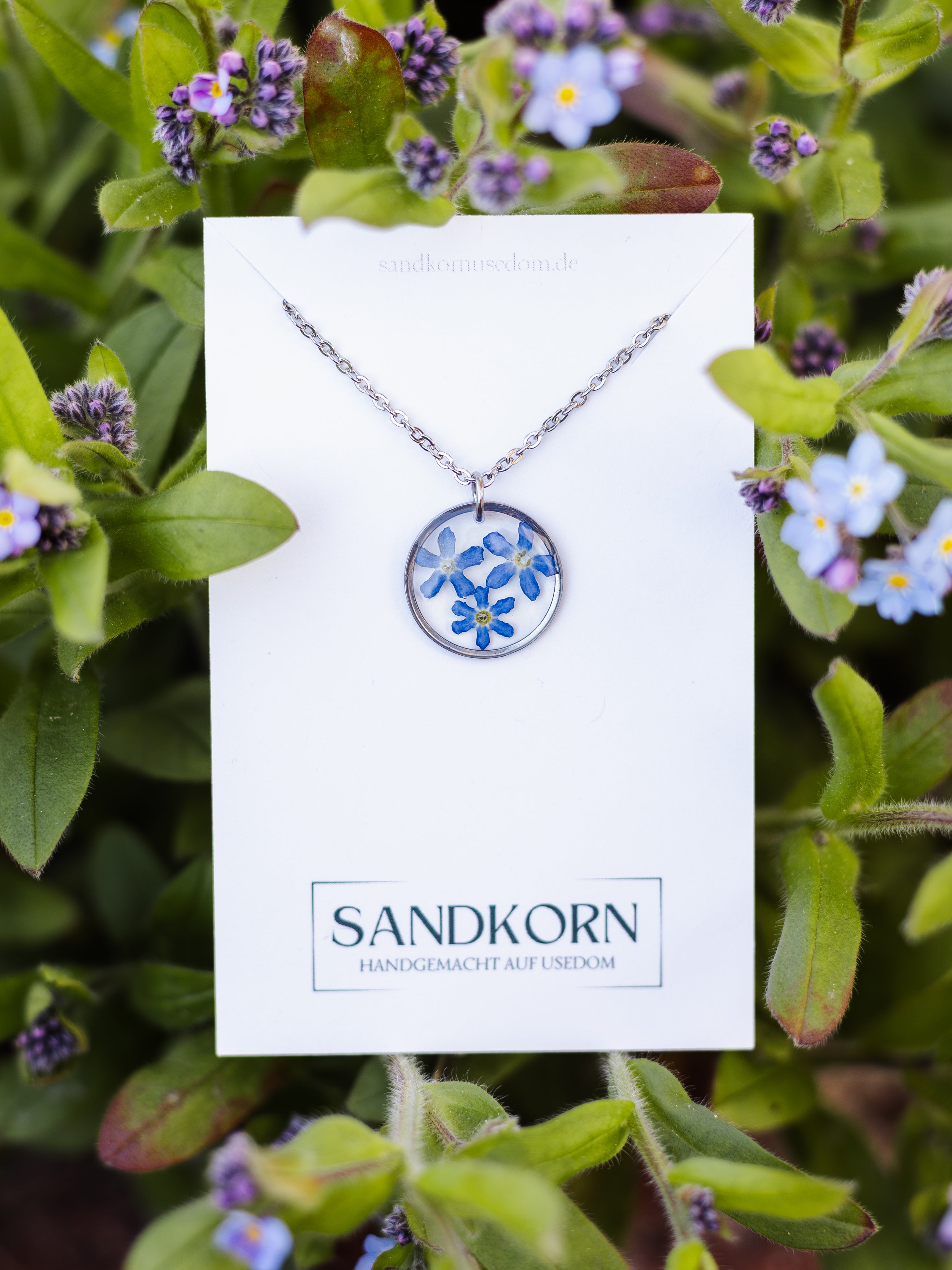 Halskette mit Vergissmeinnicht