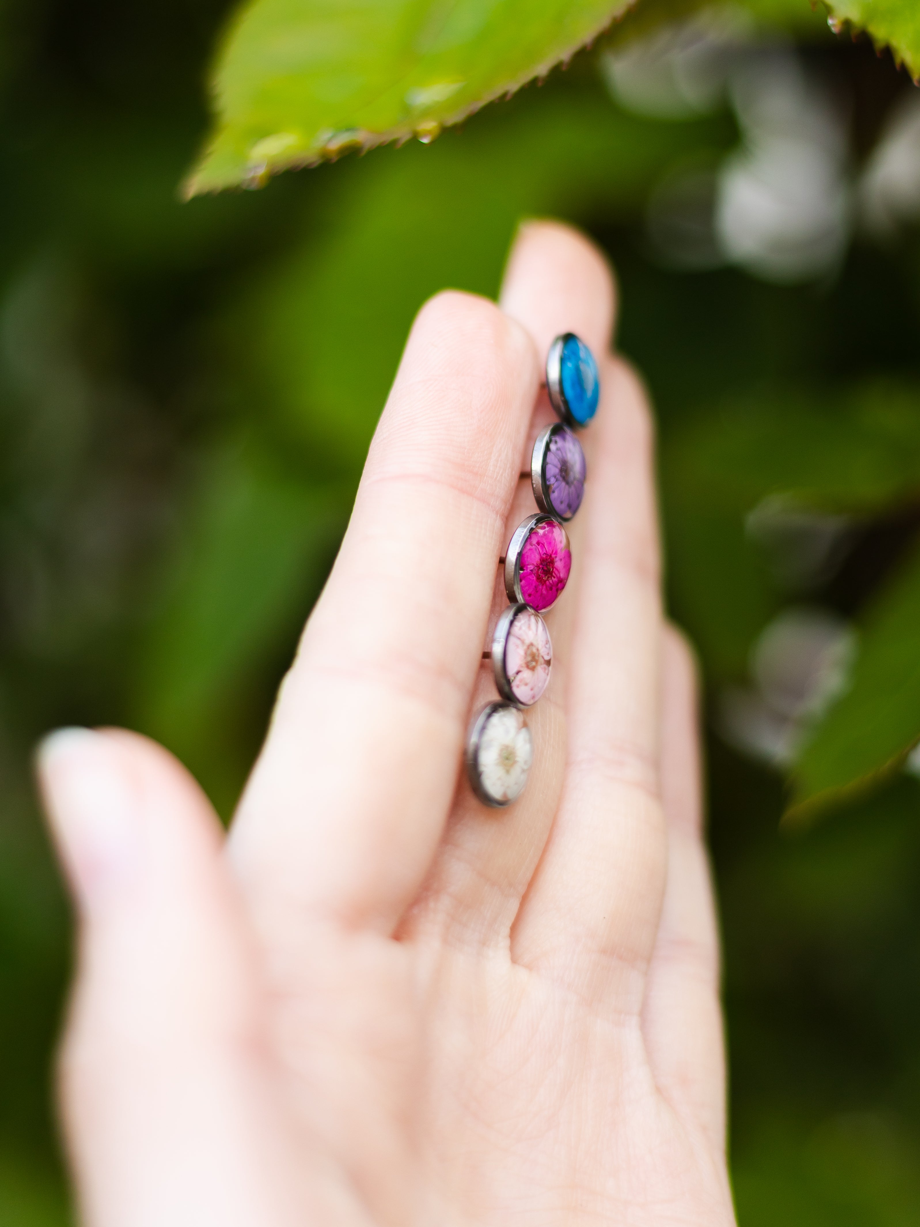 Ohrstecker mit echten Blüten in verschiedenen Farben | Usedom Schmuck | Ohrstecker für Allergiker | Nickelfreie Ohrringe | Naturschmuck | Schmuck mit Pflanzen