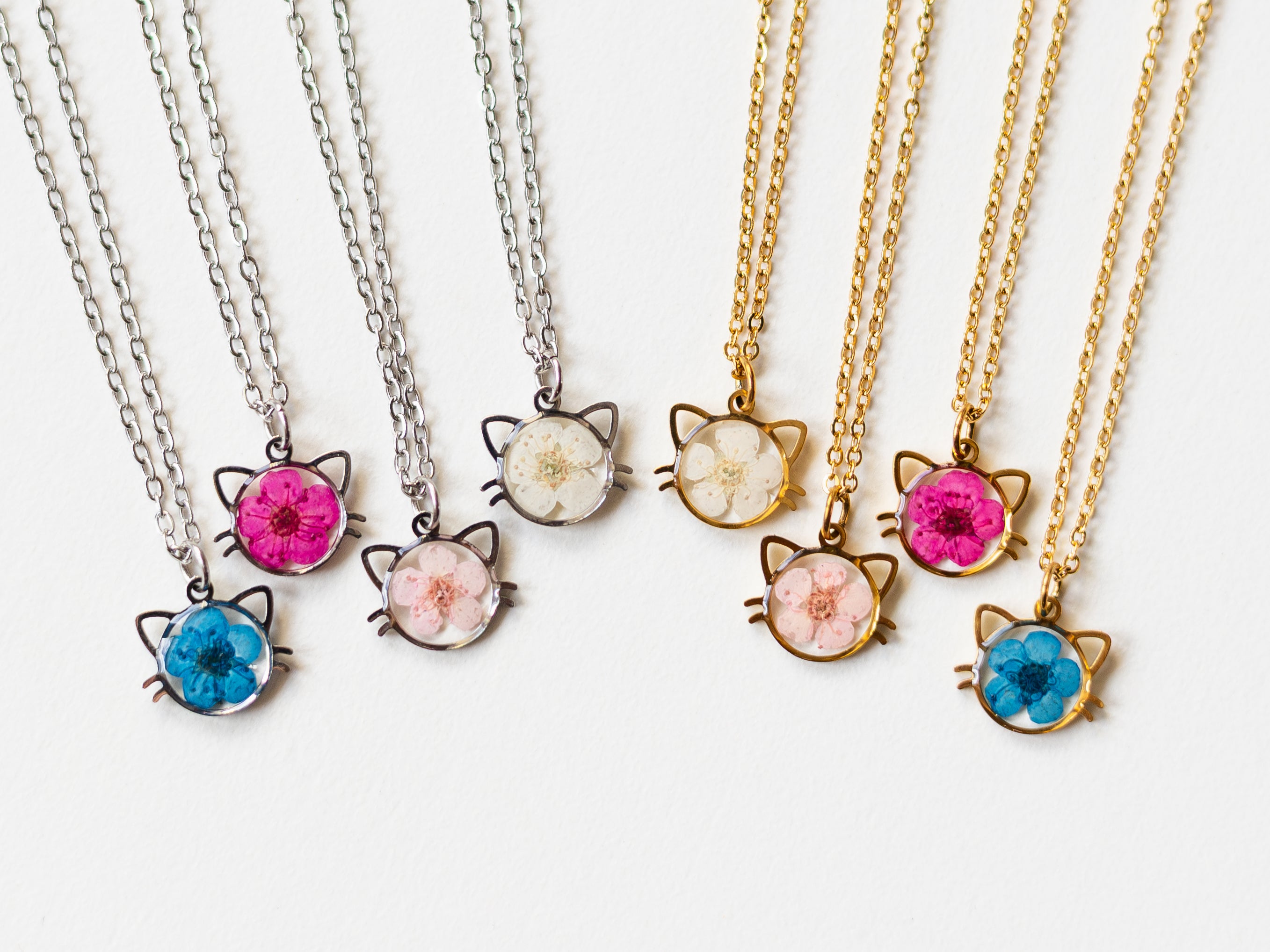 Halskette mit Katze und echter Blüte - SANDKORN Usedom | Schmuck für Kinder | Erinnerung an Katze | Erinnerungsschmuck | Katzen Halskette