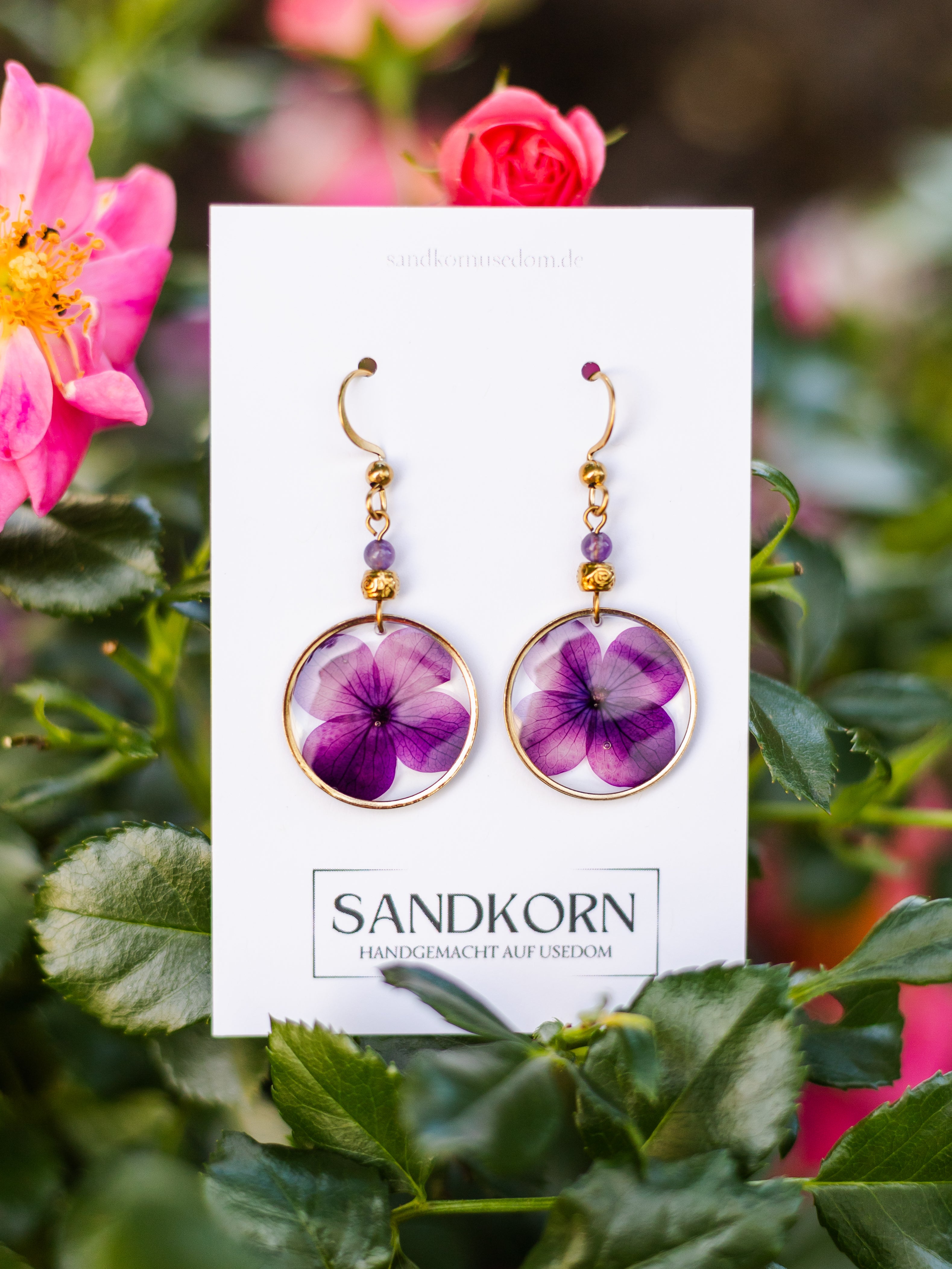Ohrringe mit Hortensie und Amethystperlen