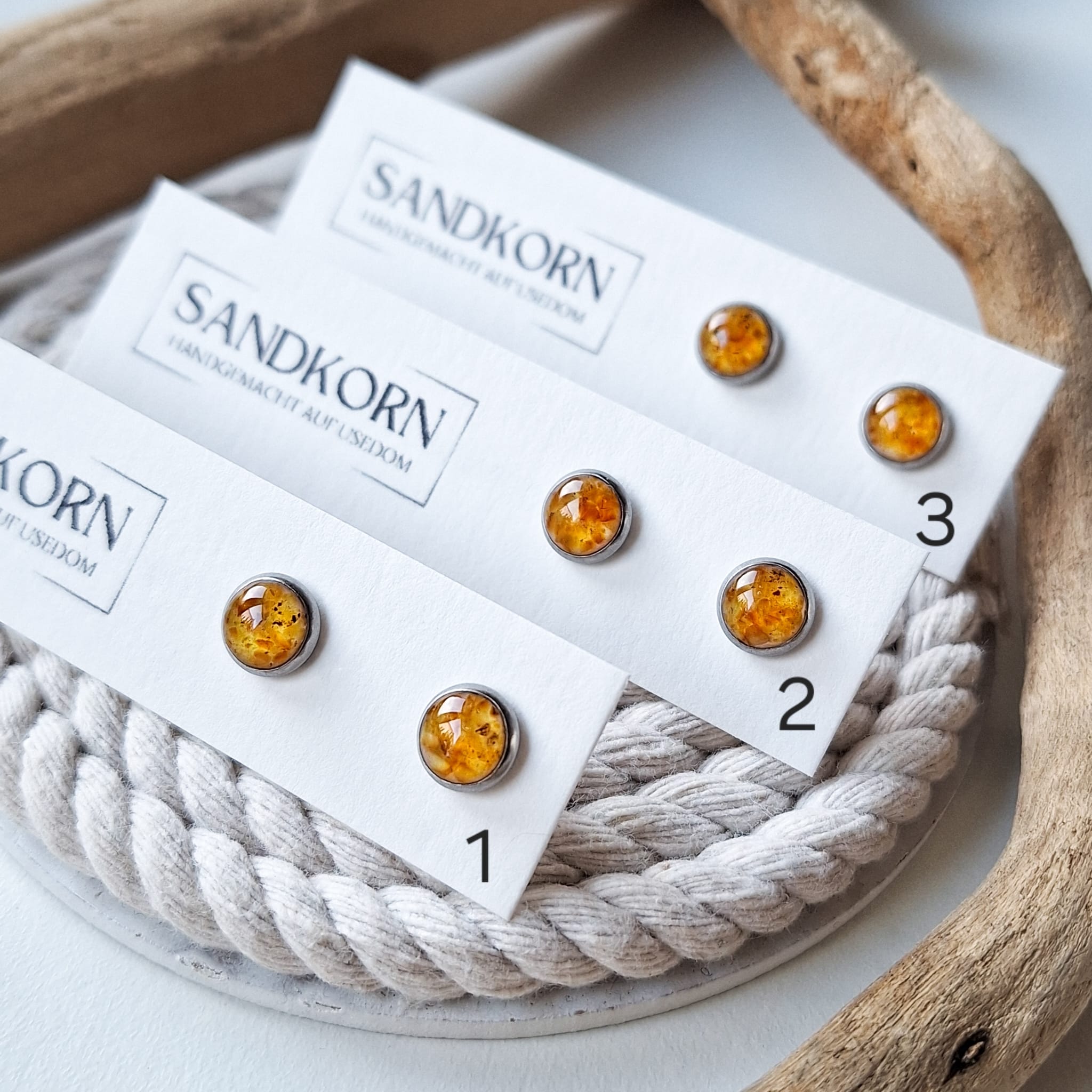 Ohrstecker mit Bernsteinsplittern - Silber 8 mm