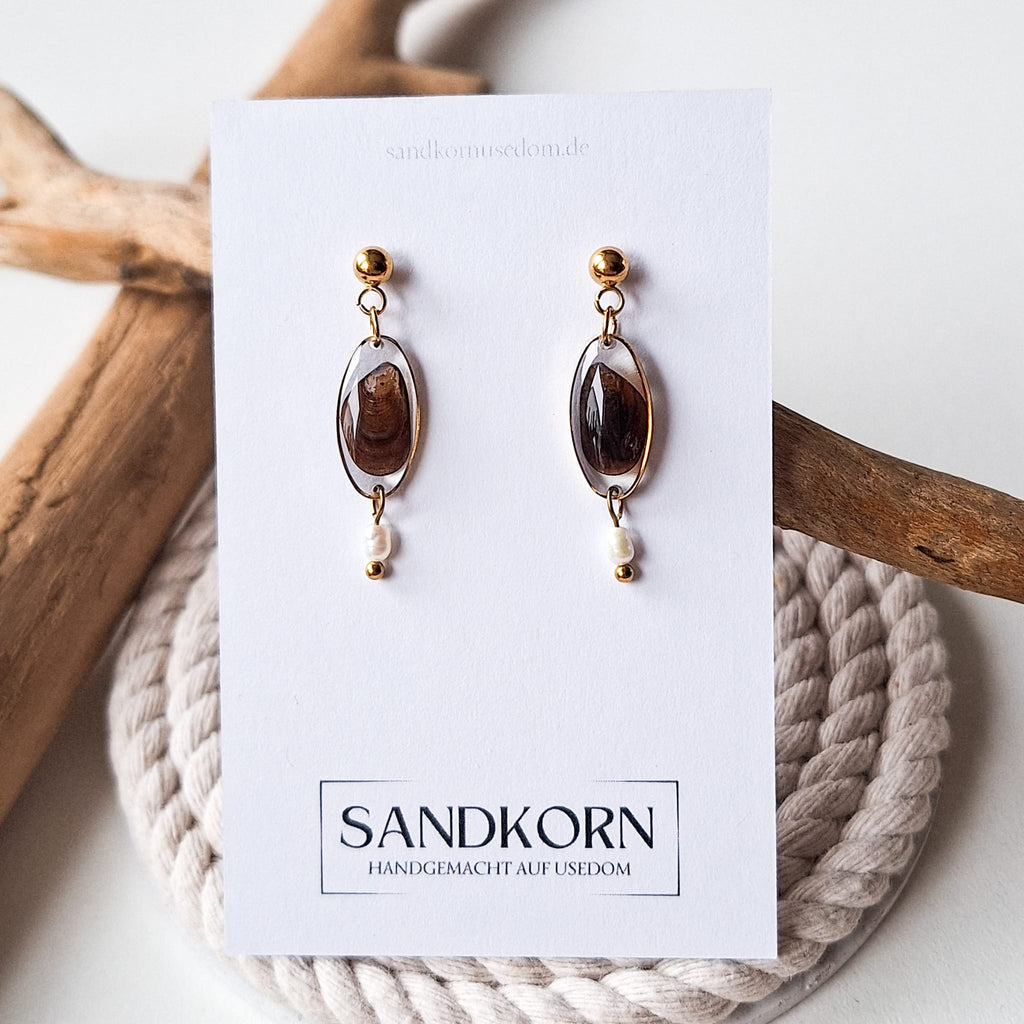 Kolczyki z muszli sercówek i pereł słodkowodnych