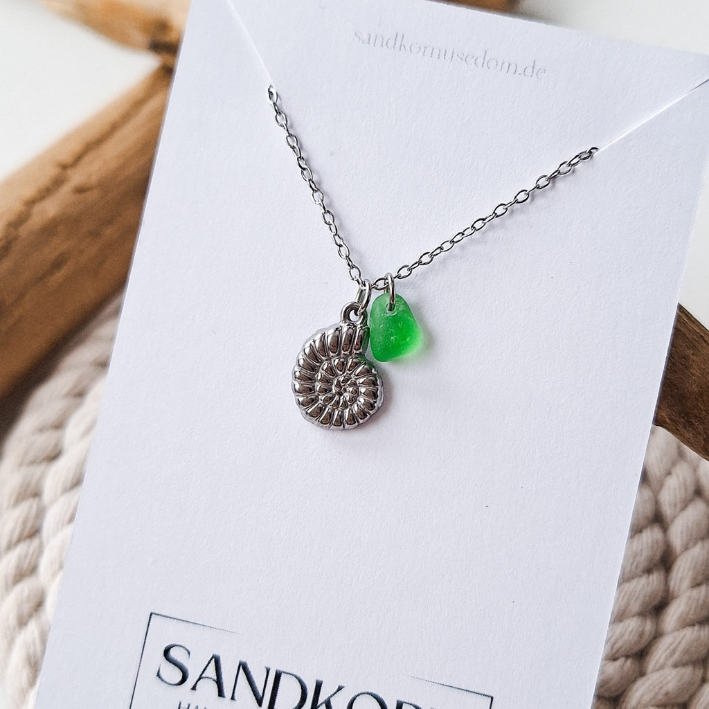 Earrings with pansies