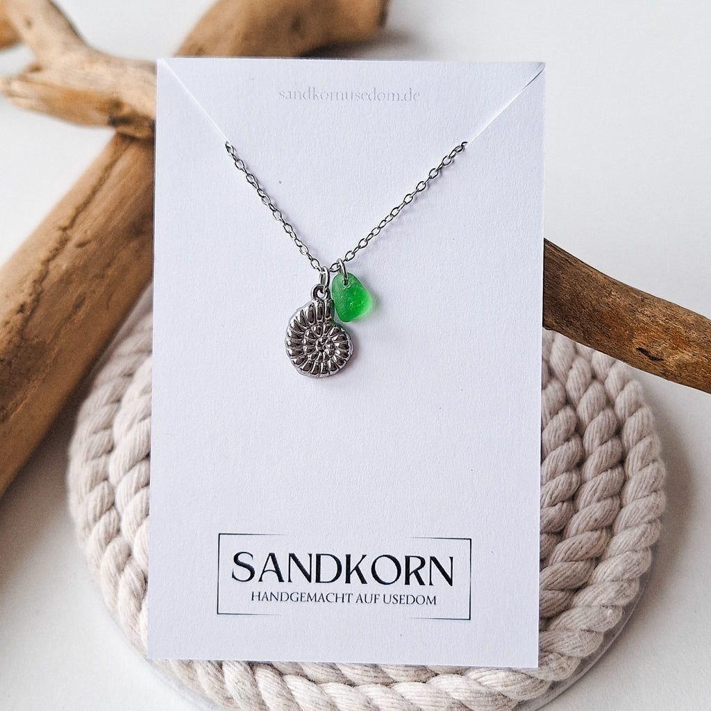 Earrings with pansies